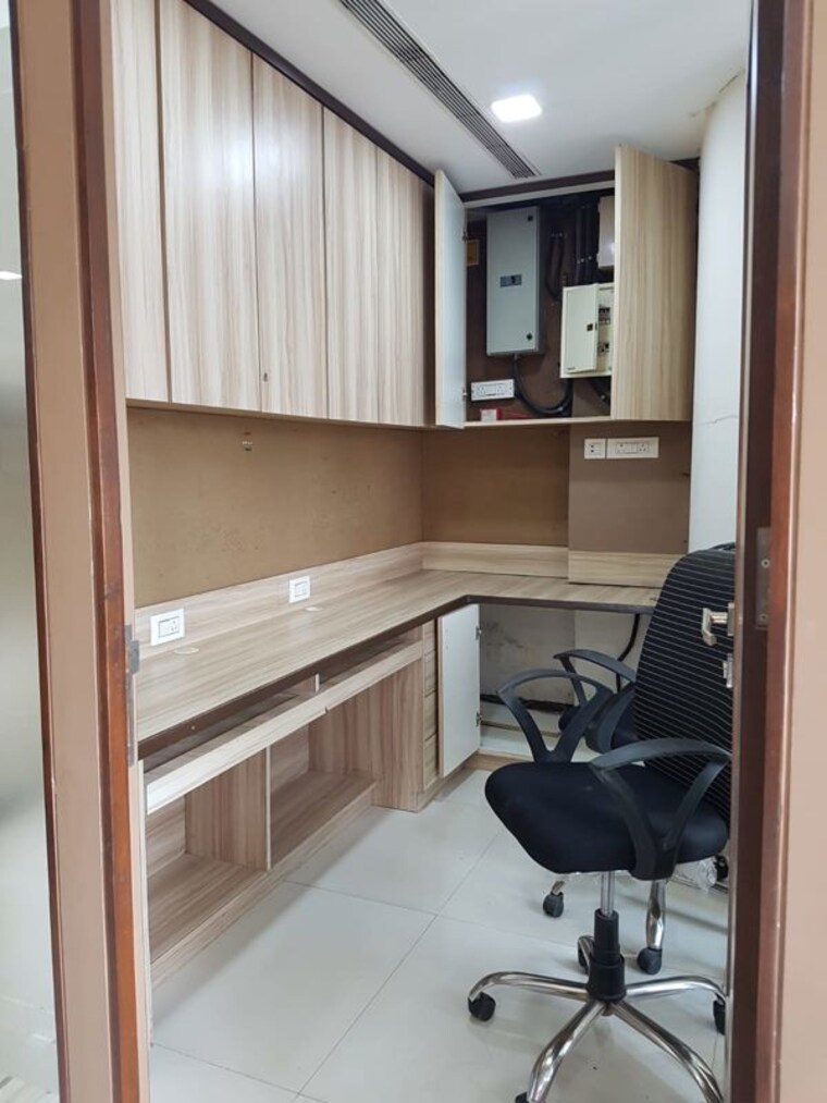 Floor Plan, kanakia-351-icon Commercial Office Space 1180 Sq.Ft. In Andheri East Mumbai 10106672