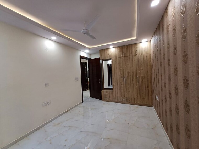 Room, bptp-district-faridabad 3 Bedroom 140 Sq.Yd. Builder Floor In Sector 81 Faridabad 10106666