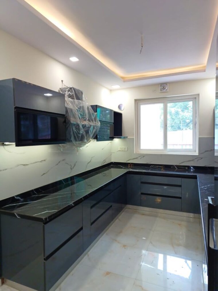Kitchen, bptp-district-faridabad 3 Bedroom 140 Sq.Yd. Builder Floor In Sector 81 Faridabad 10106666