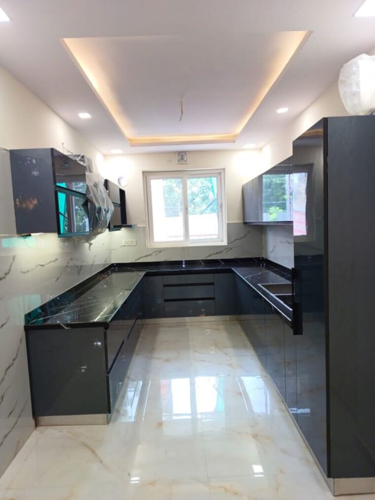 Kitchen, bptp-district-faridabad 3 Bedroom 140 Sq.Yd. Builder Floor In Sector 81 Faridabad 10106666