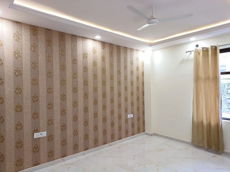 Bedroom, bptp-district-faridabad 3 Bedroom 140 Sq.Yd. Builder Floor In Sector 81 Faridabad 10106666