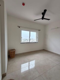 3 BHK Apartment For Rent in SJR Blue Waters