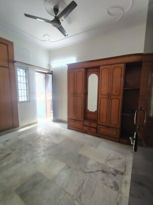 Room in 2 BHK Apartment at Shipra Suncity, Vaibhav Khand – for Sale