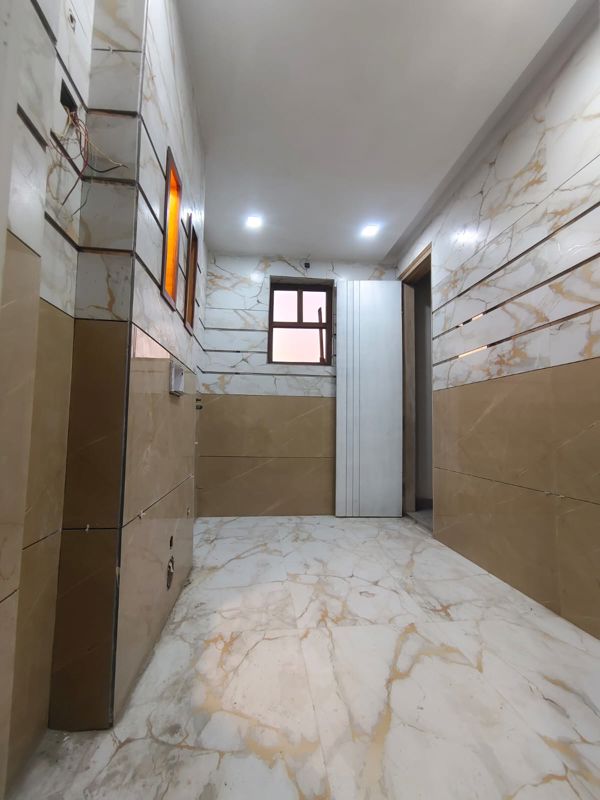 3 BHK + Pooja Room 140 Sq.Yd. Builder Floor in BPTP District Faridabad