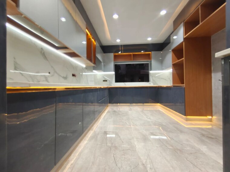 Kitchen, bptp-district-faridabad 3 Bedroom 140 Sq.Yd. Builder Floor In Sector 81 Faridabad 10106758