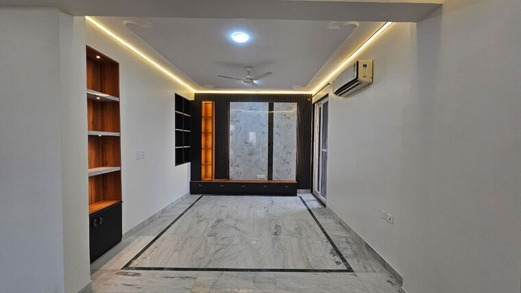 Living Room, sector 45 3 Bedroom 2000 Sq.Ft. Apartment In Sector 45 Gurgaon 9656578
