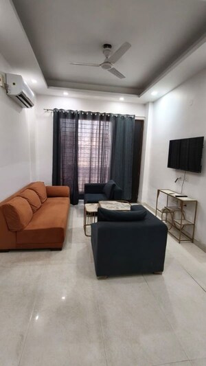 Living Room in 3 BHK Builder Floor at SPL Homes 5, Sector 46 – for Rent
