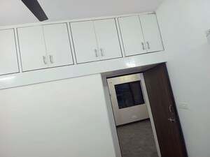 Furnished Amenities in 1 BHK Builder Floor at Ardee City, Sector 52 – for Rent