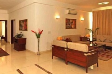 Living Room in 4 BHK Apartment at Jaypee Greens The Castille, Jaypee Greens – for Sale