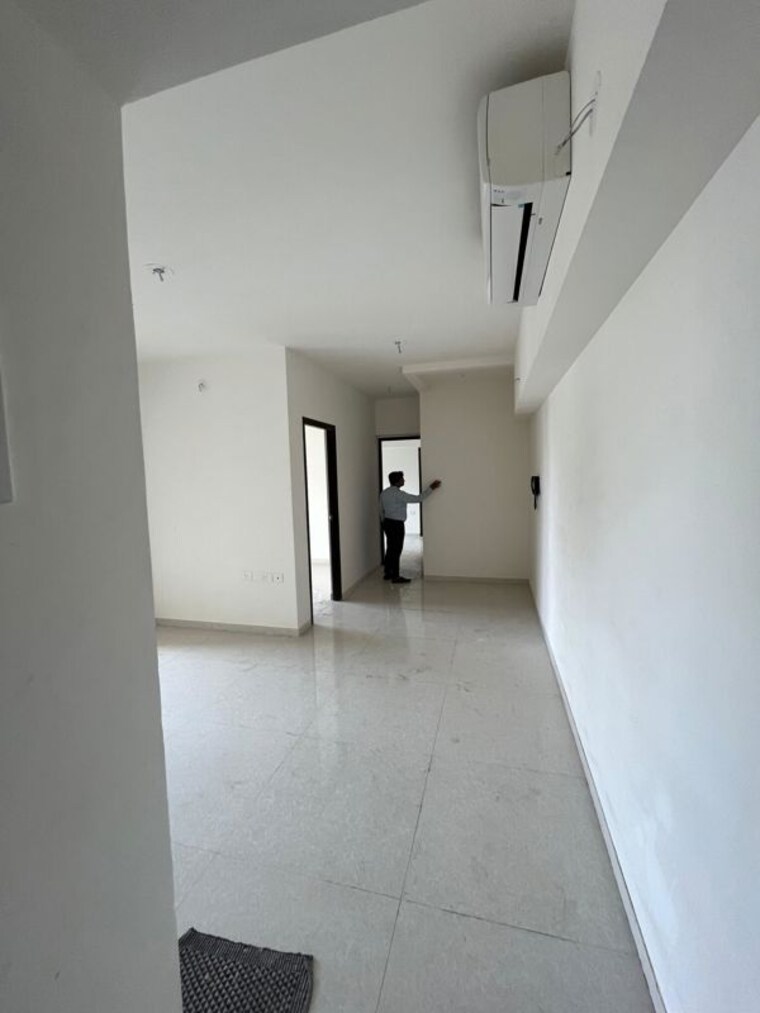 Room, lodha-amara 2 Bedroom 735 Sq.Ft. Apartment In Kolshet Road Thane 10107130