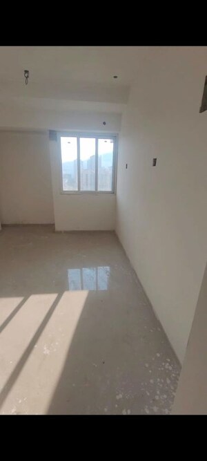 1 BHK Apartment For Rent in Metropolis Bayside, Kasarvadavali