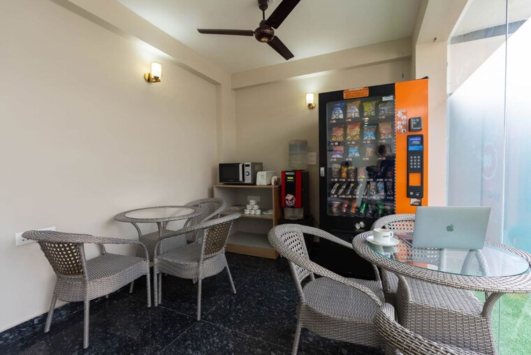 Gym, greenwood-city 1 RK 250 Sq.Ft. Builder Floor In Sector 40 Gurgaon 10107151