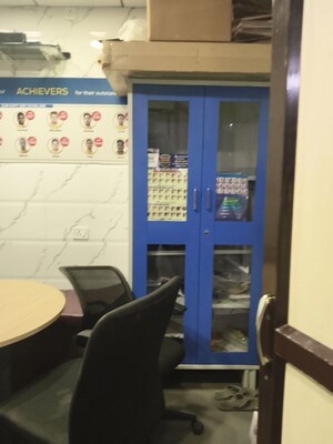 Team Area in  Shop at Vile Parle West – for Rent