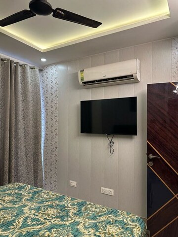 Room in 3 BHK Builder Floor at Ambala Highway – for Rent