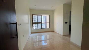2 BHK Apartment For Rent in Kalpataru Paramount, Kapur Bawdi