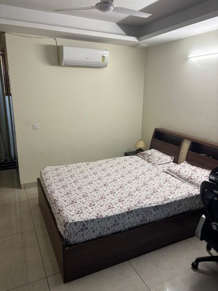 Bedroom, ardee-city 3 Bedroom 2400 Sq.Ft. Builder Floor In Sector 52 Gurgaon 10107309