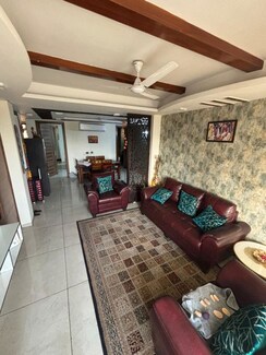 3 BHK + Pooja Room,Servant Room,Study Room,Extra Room Builder Floor For Rent in Ardee City