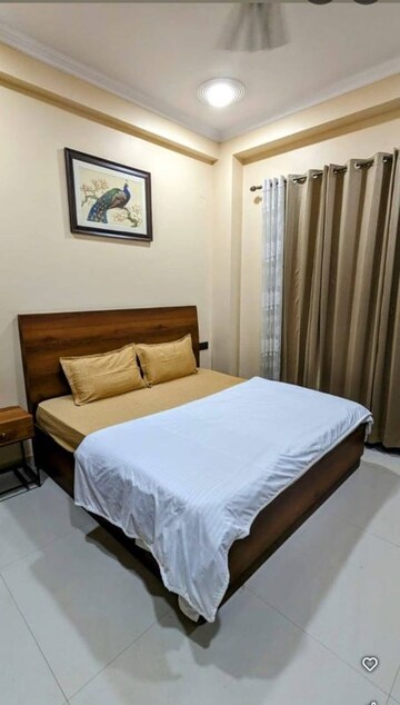 Bedroom in 3 BHK Builder Floor at Uday Arden 45, Sector 45 – for Rent