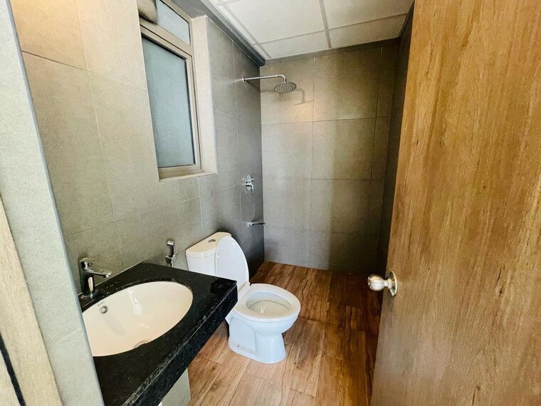 Bathroom, kalpataru-paramount 2 Bedroom 650 Sq.Ft. Apartment In Kapur Bawdi Thane 10107350