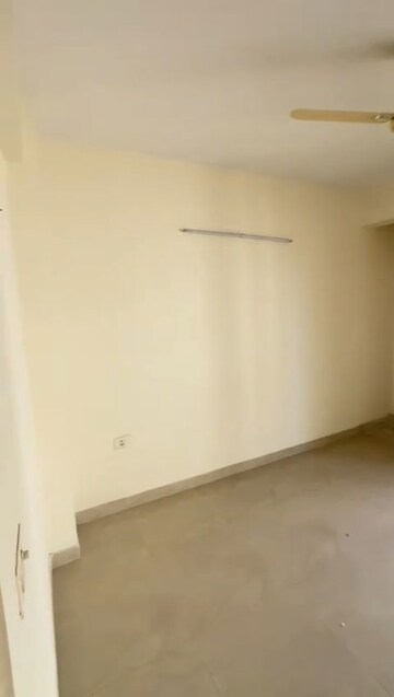 Room in 3 BHK Apartment at Eros Sampoornam, Sector 2 Greater Noida – for Sale