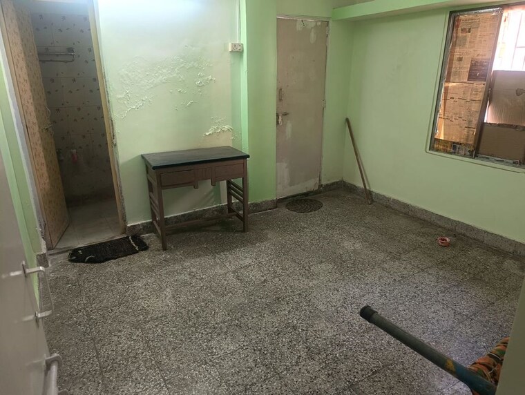 Team Area, satellite 2 Bedroom 110 Sq.Yd. Apartment In Satellite Ahmedabad 10107402