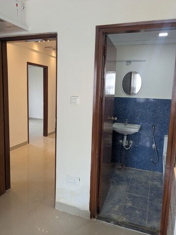 Bathroom in 3 BHK Apartment at Mittal Palms, Jakkuru – for Rent