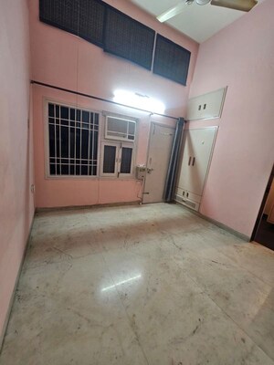 Room in 1 BHK Builder Floor at Sector 45 – for Rent