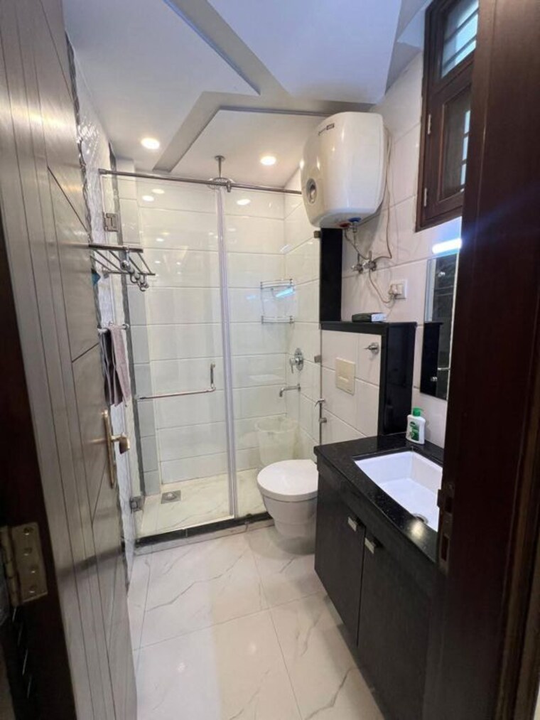 Bathroom, sector 46 2 Bedroom 1460 Sq.Ft. Builder Floor In Sector 46 Gurgaon 10107565