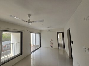 2 BHK Apartment For Rent in Bhandari 32 Pinewood Drive, Hinjewadi