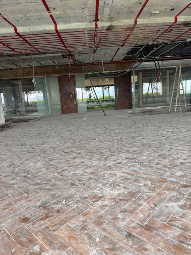  Parking, ceejay-house Commercial Office Space 11227 Sq.Ft. In Worli Mumbai 10107604