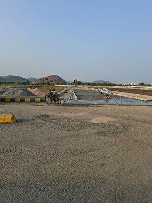  Plot – Exterior View View at Pathapadu - for Sale