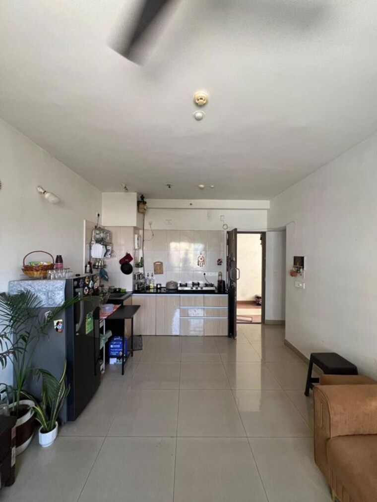  Parking, paranjape-blue-ridge Studio 520 Sq.Ft. Apartment In Hinjewadi Pune 10107665