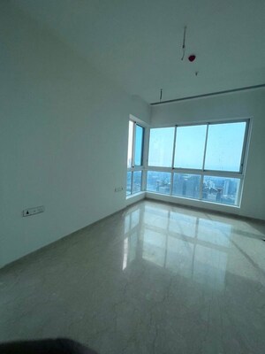 Room in 3 BHK Apartment at K Raheja Modern Vivarea, Mahalaxmi – for Rent