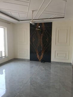 3 BHK + Pooja Room,Study Room,Extra Room Builder Floor For Rent in Sector 21