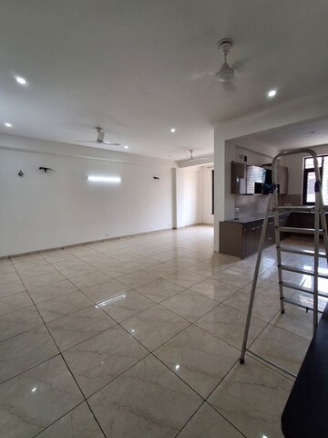 Bathroom in 3 BHK Builder Floor at Sector 38 – for Rent