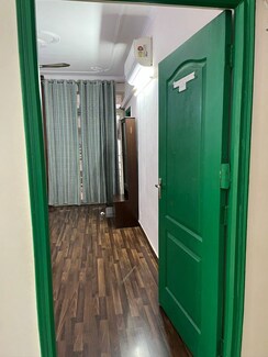 2 BHK Apartment For Rent in SRS Royal Hills