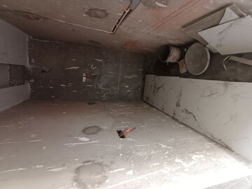 Parking in 3.5 BHK Independent House at Palla – for Sale