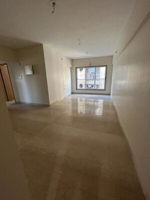 Room in 3 BHK Apartment at Andheri East – for Sale