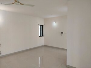 Room in 2 BHK Apartment at Amit Sapphire Park, Balewadi – for Rent