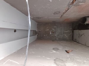 Furnished Amenities in 3.5 BHK Independent House at Palla – for Sale