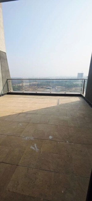 Room in 3.5 BHK Apartment at Marvel Aquanas, Kharadi – for Rent