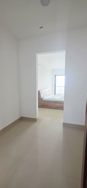 Room in 3.5 BHK Apartment at Marvel Aquanas, Kharadi – for Rent