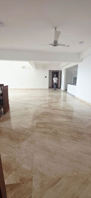 Room in 3.5 BHK Apartment at Marvel Aquanas, Kharadi – for Rent