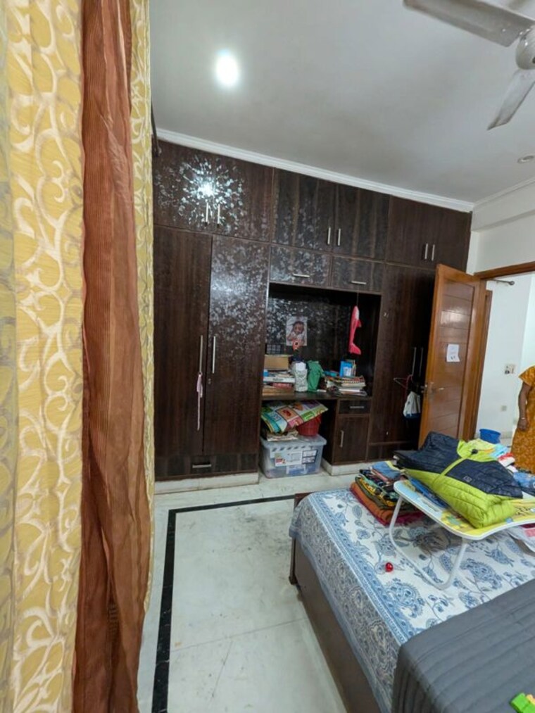 Bedroom, sector 45 2 Bedroom 160 Sq.Yd. Builder Floor In Sector 45 Gurgaon 10107807