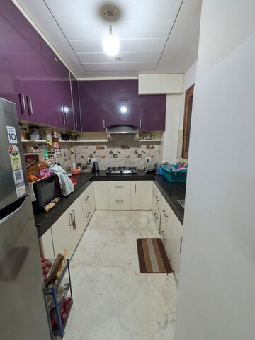 Master Bedroom in 2 BHK Builder Floor at Sector 45 – for Rent