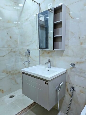 Master Bedroom in 1 BHK Independent House at Ansal Plaza Sector-23, Sector 23 – for Rent