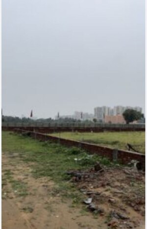  Plot For Sale in Sector 78