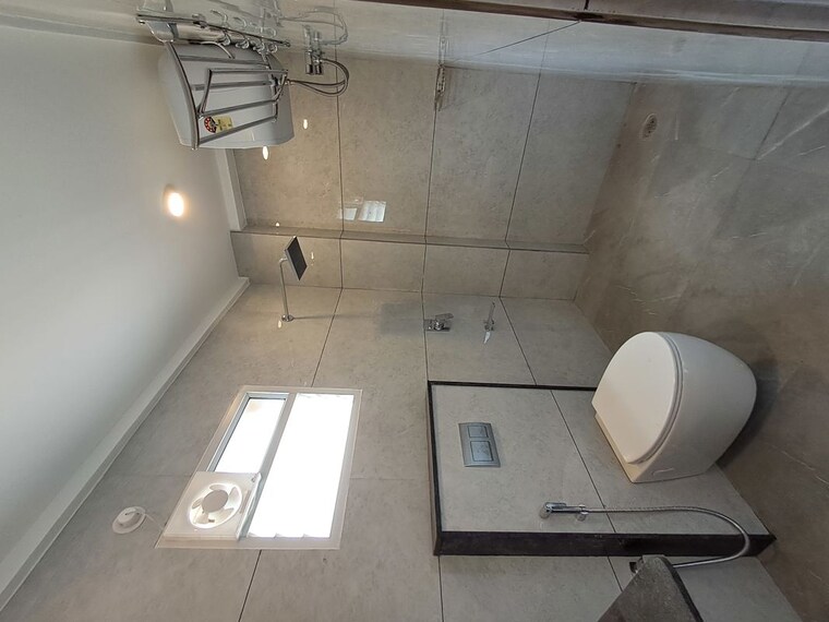 Bathroom, hsr layout 3 Bedroom 1500 Sq.Ft. Builder Floor In Hsr Layout Bangalore 10107796