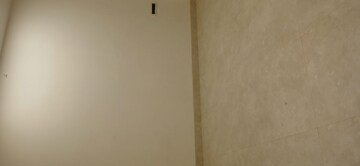 Room in 4 BHK Builder Floor at Sushant Lok 3, Sector 57 – for Sale