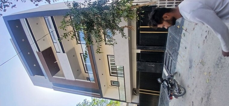 Exterior View, sushant-lok-3 4 Bedroom 263 Sq.Yd. Builder Floor In Sector 57 Gurgaon 10107859